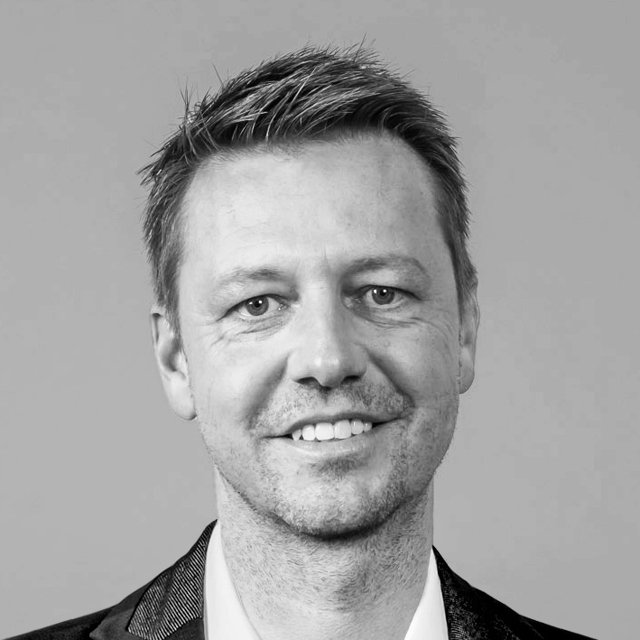 Loesslein_T4S5153_LR